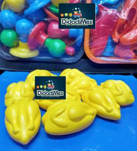 POLLOS DE JUGUETE CON 10 PIEZAS POLLOS DE JUGUETE CON 10 PIEZAS